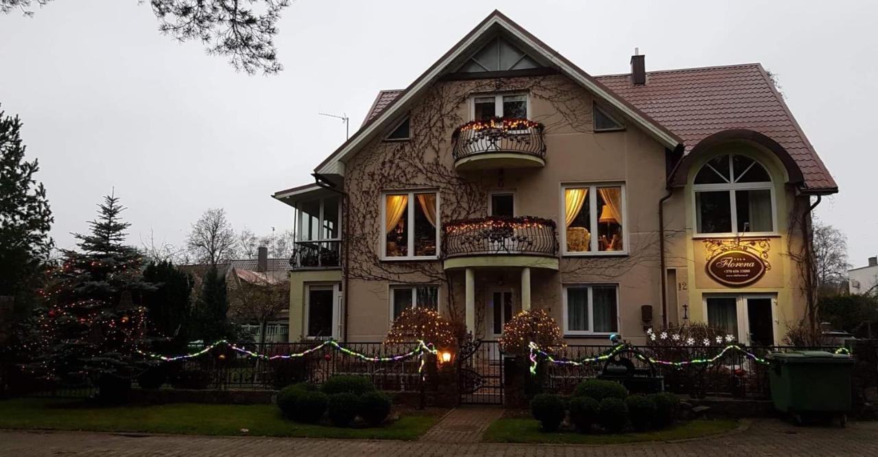 Vila Florena Garden Palanga Exteriör bild